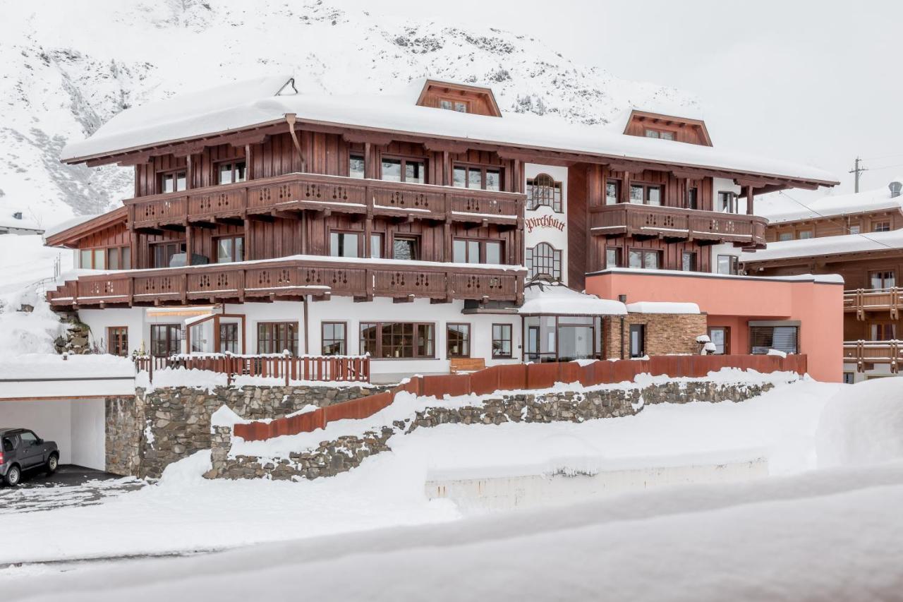 Hotel Garni Pirchhuett Обергургль Екстер'єр фото